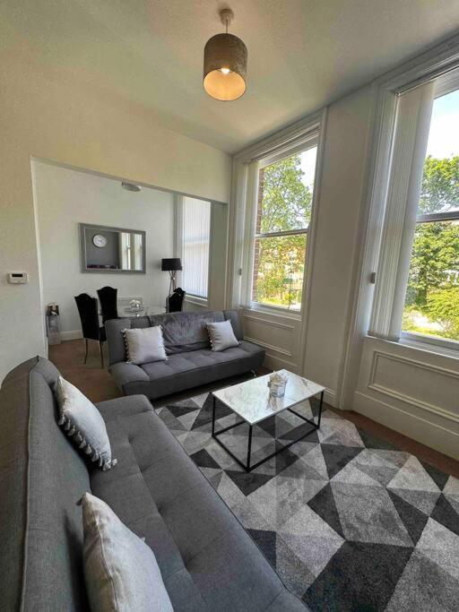 New Hmm Apartmentz - Free Parking - Beautiful Area Sunderland  Ngoại thất bức ảnh